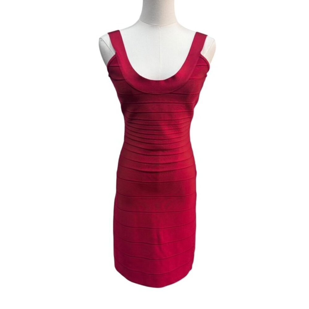 EUC Hervรฉ Lรฉger Red Bandage Bodycon Dress Sleeveless Scoop Neck Size S